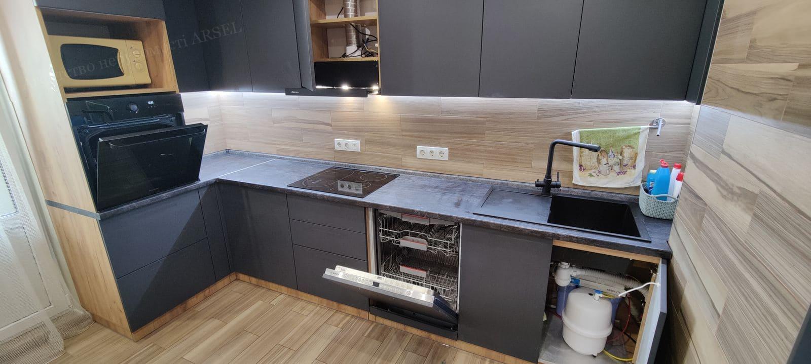 Оренда 3-кімнатна Квартира Київ Подільський Данченка Сергія вулиця 28 - Агентство нерухомості ARSEL