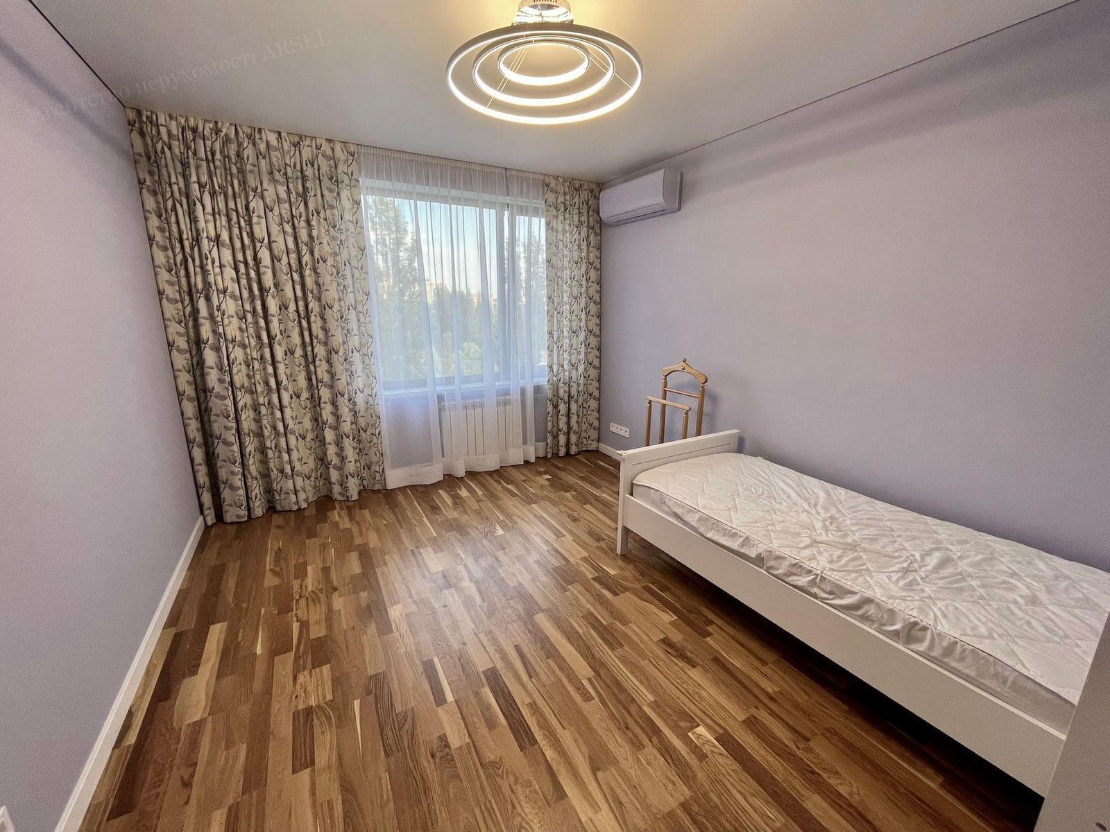 Продаж 3-кімнатна Квартира Київ Святошинський Поповича Мирослава вулиця 21 - Агентство нерухомості ARSEL