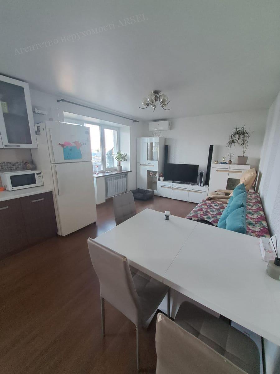 Продаж 4-кімнатна Квартира Київ Солом'янський Тихого Олекси вулиця 49а - Агентство нерухомості ARSEL