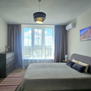 Продаж 3-кімнатної квартири в ЖК Теремки, Київ, Голосіївський район, Академіка Заболотного вулиця, 19/25