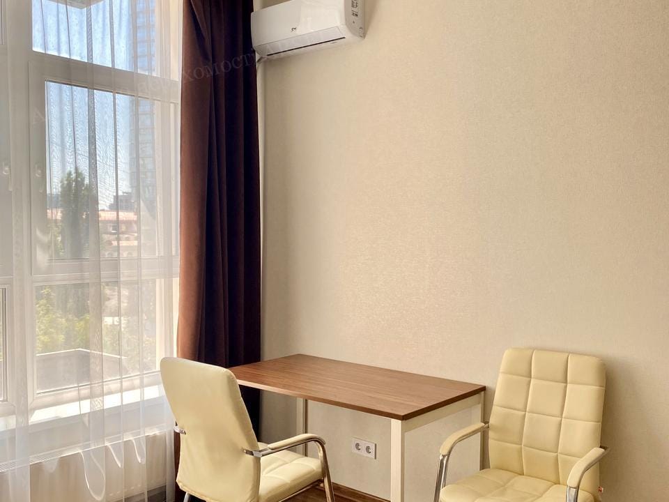 Продаж 1-кімнатної квартири бізнес-клас-класу в ЖК Палац Україна, Київ, Печерський район, Іоанна Павла II вулиця, 6/25 - Зображення 3